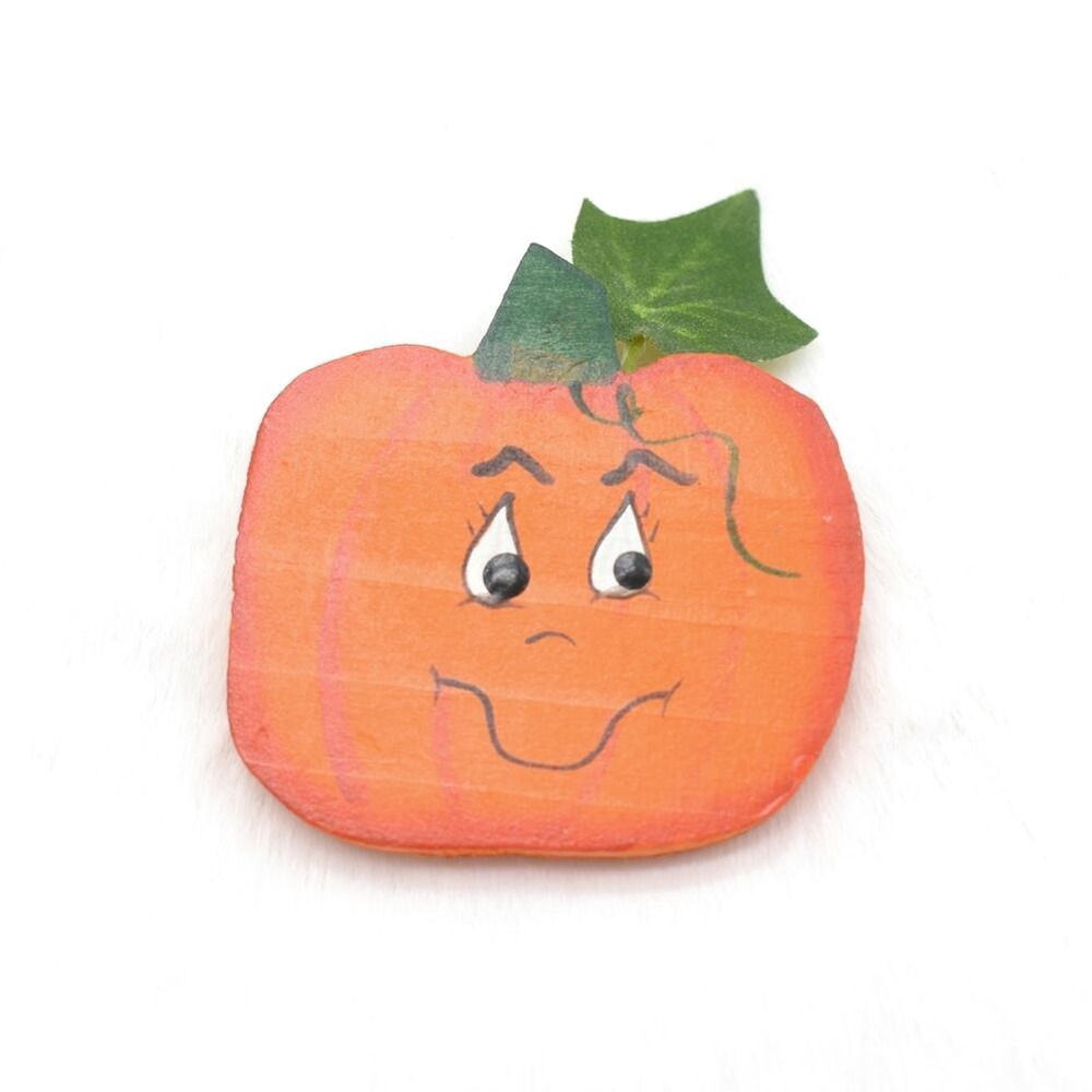 Halloween Painted Wooden Pumpkin Brooch Pin VTG Fall Jack O Lantern Cottagecore